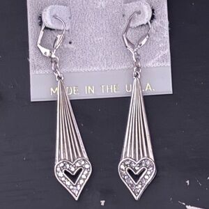 Fashion earrings brand new without tag